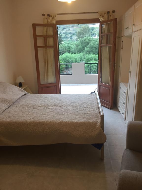 Janet'S Apartments Elounda Exterior photo